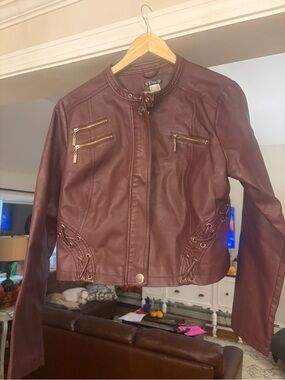 VENUS Women's Maroon Faux Leather Moto Jacket with Gold Hardware